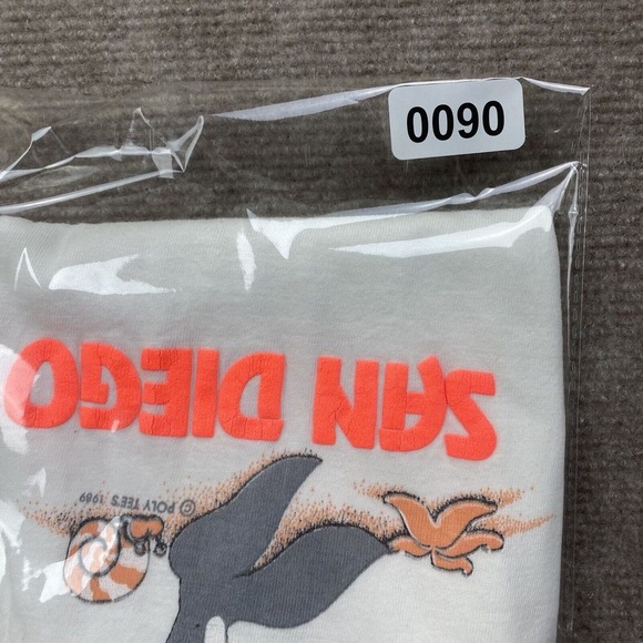 Vintage Poly Tee’s 1989 San Diego Shirt Size XL Short Sleeve Shark Lunch - Picture 12 of 12